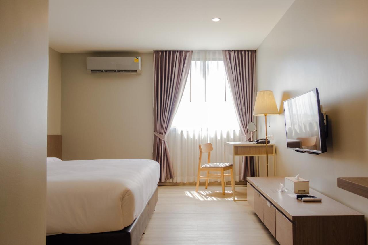 The Rise Suites Hotel, Chiang Mai - Sha Extra Plus Экстерьер фото