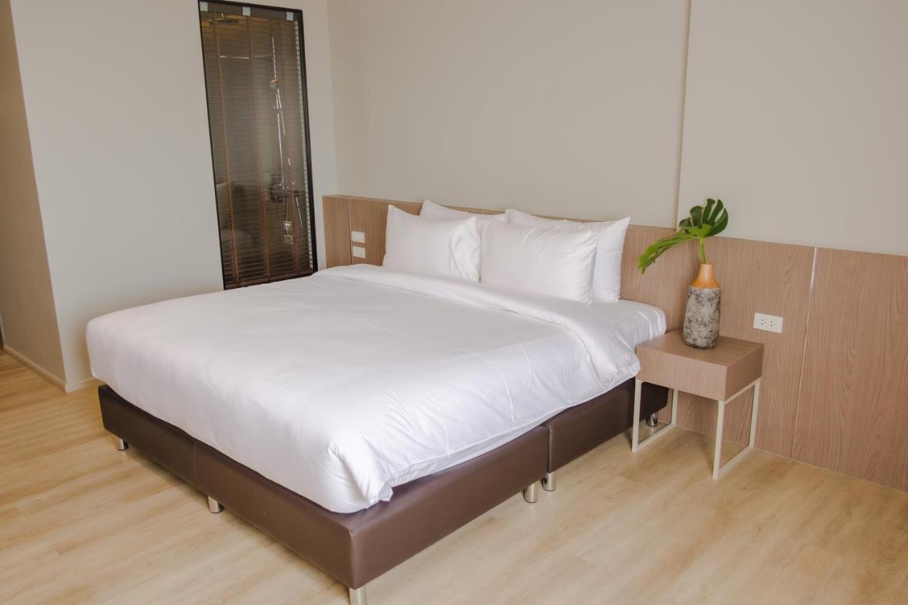 The Rise Suites Hotel, Chiang Mai - Sha Extra Plus Экстерьер фото