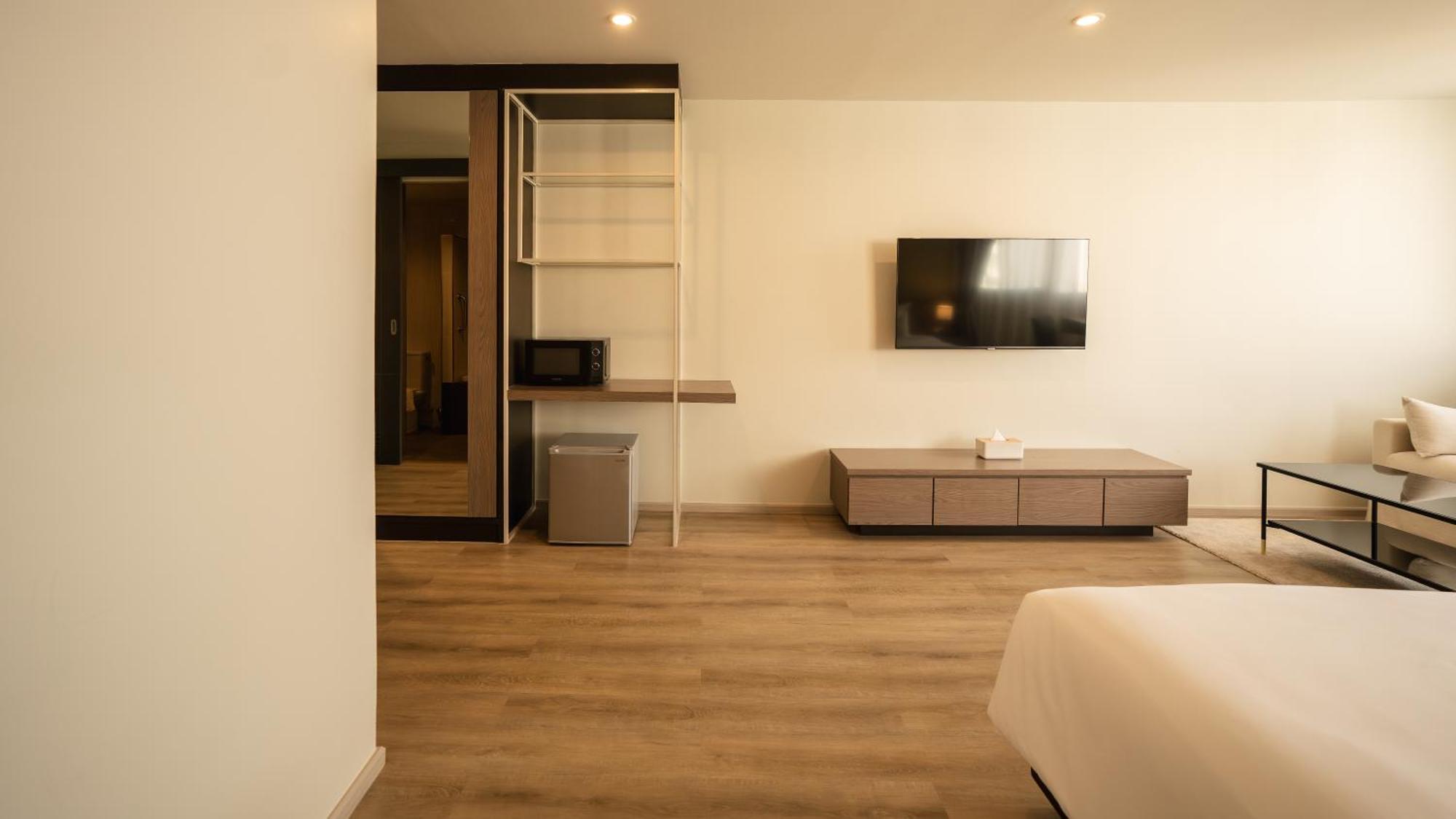 The Rise Suites Hotel, Chiang Mai - Sha Extra Plus Экстерьер фото